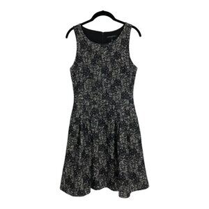 Banana Republic Black and White Floral Sleeveless A-line Midi  Dress size 6